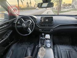 نيسان ألتيما